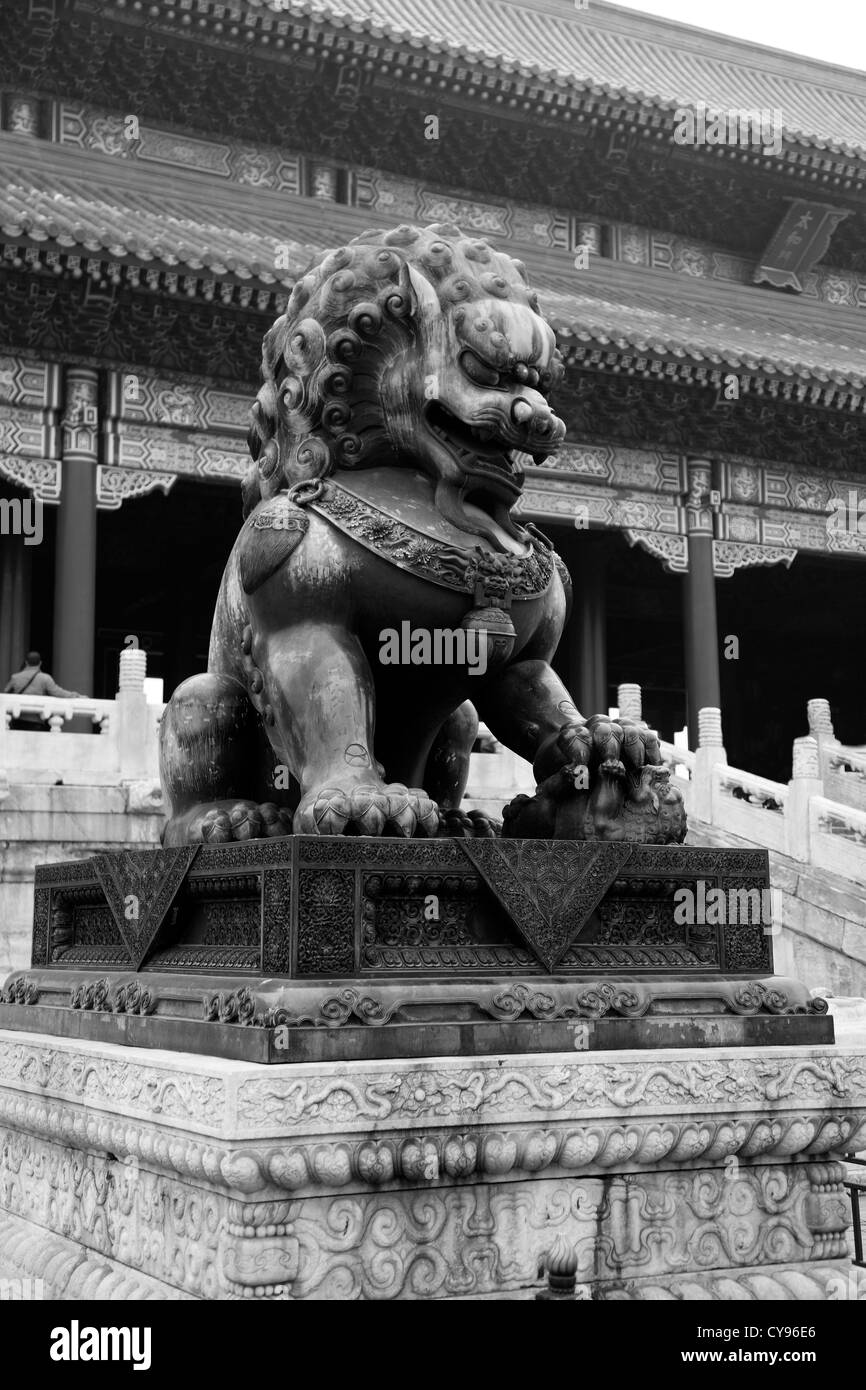 Image en noir et blanc de détails architecturaux de la Place Tian'anmen, la ville de Beijing, capitale de Chine, Beijing, Provence, Asi Banque D'Images