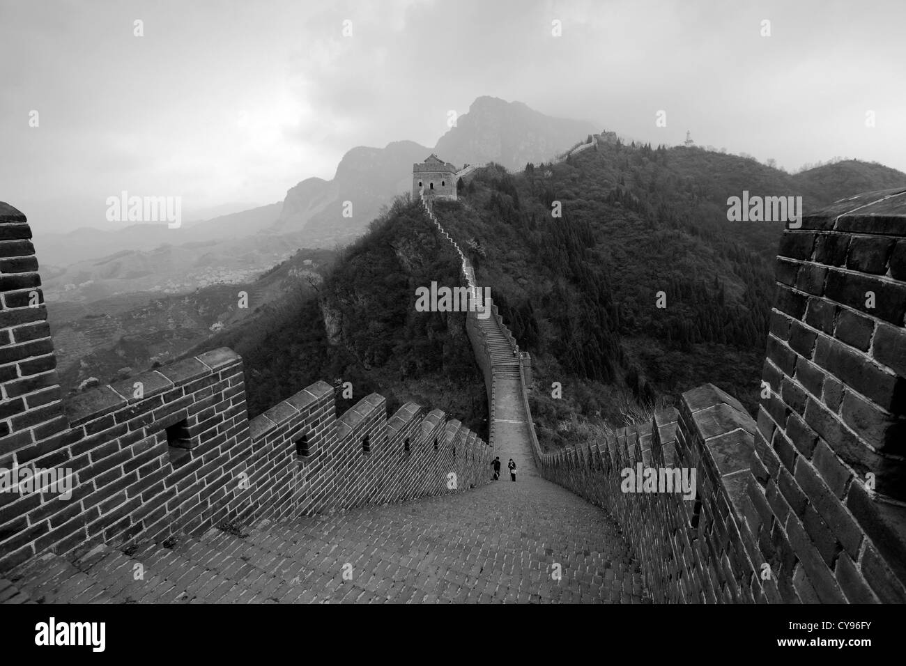 Image en noir et blanc, Grande Muraille de Chine près de Jzhai Taiping village, Tianjian Provence, Chine, Asie. Banque D'Images