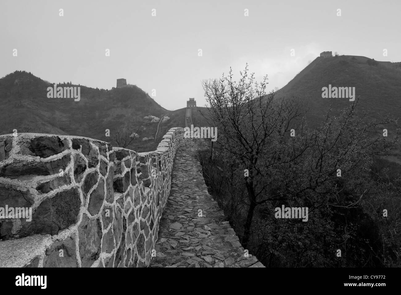 Image en noir et blanc, Grande Muraille de Chine près de Jzhai Taiping village, Tianjian Provence, Chine, Asie. Banque D'Images