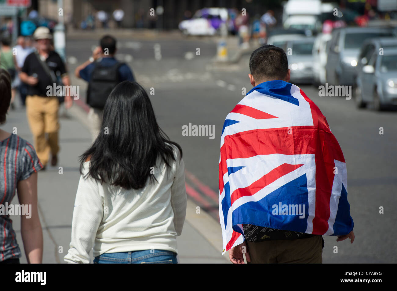 Les gens à faire leur chemin au parc olympique durant les Jeux Olympiques de Londres en 2012. Banque D'Images