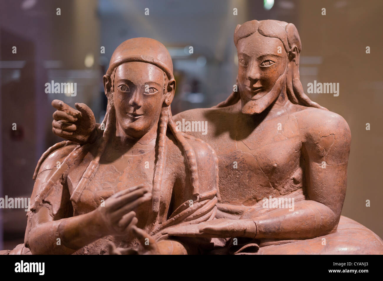 Sarcophage ÉTRUSQUE STATUES (ca. 6ème C) de BCE, la VILLA GUILIA, ROME Banque D'Images