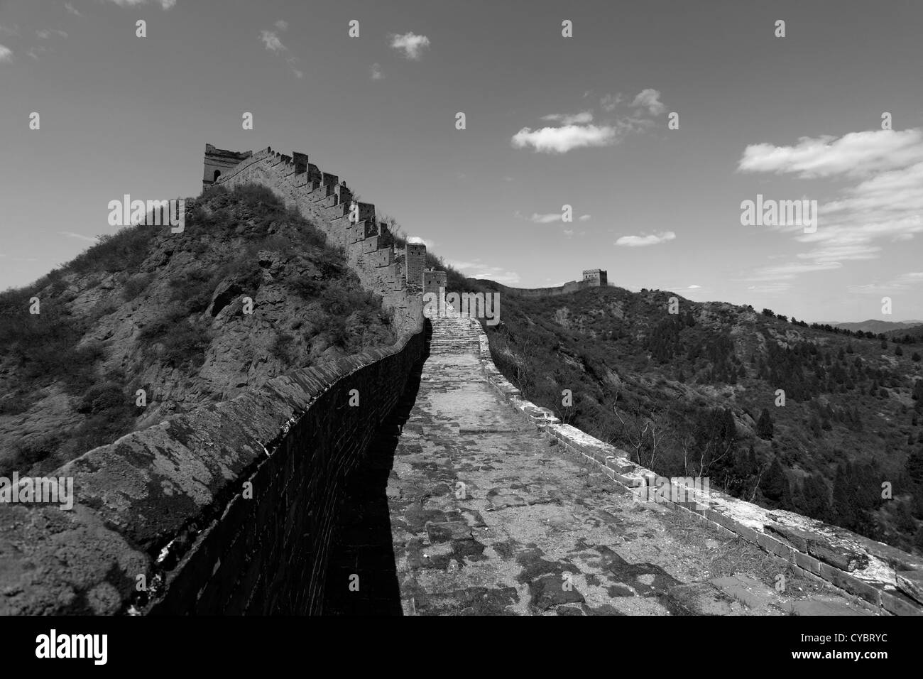 Image en noir et blanc de la Grande Muraille de Chine près de Jinshanling, village Provence Beijing, Chine, Asie. Banque D'Images