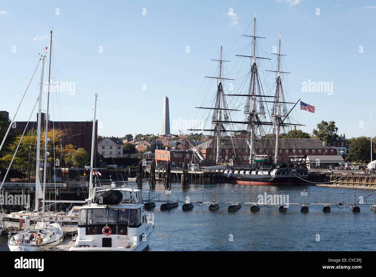 Le USS Constitution connu aussi sous le nom de vieux à l'Ironsides Chantier Naval de Charlestown, Boston Massachusetts, le plus ancien navire de la marine de service Septembre 2012 Banque D'Images