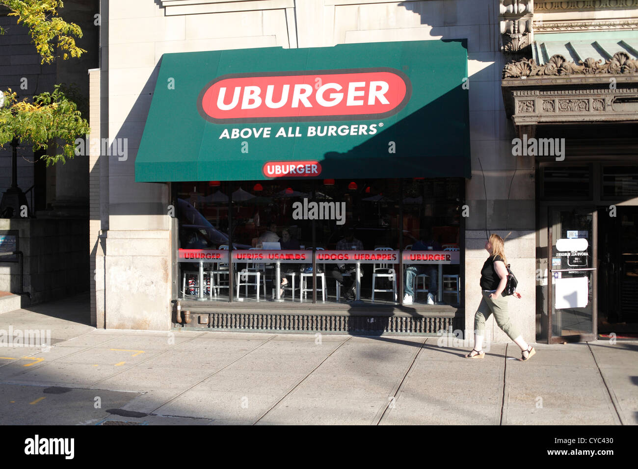 UBURGER Fast Food Restaurant une chaîne de magasins de Boston à la Northeastern University , septembre 2012 Banque D'Images