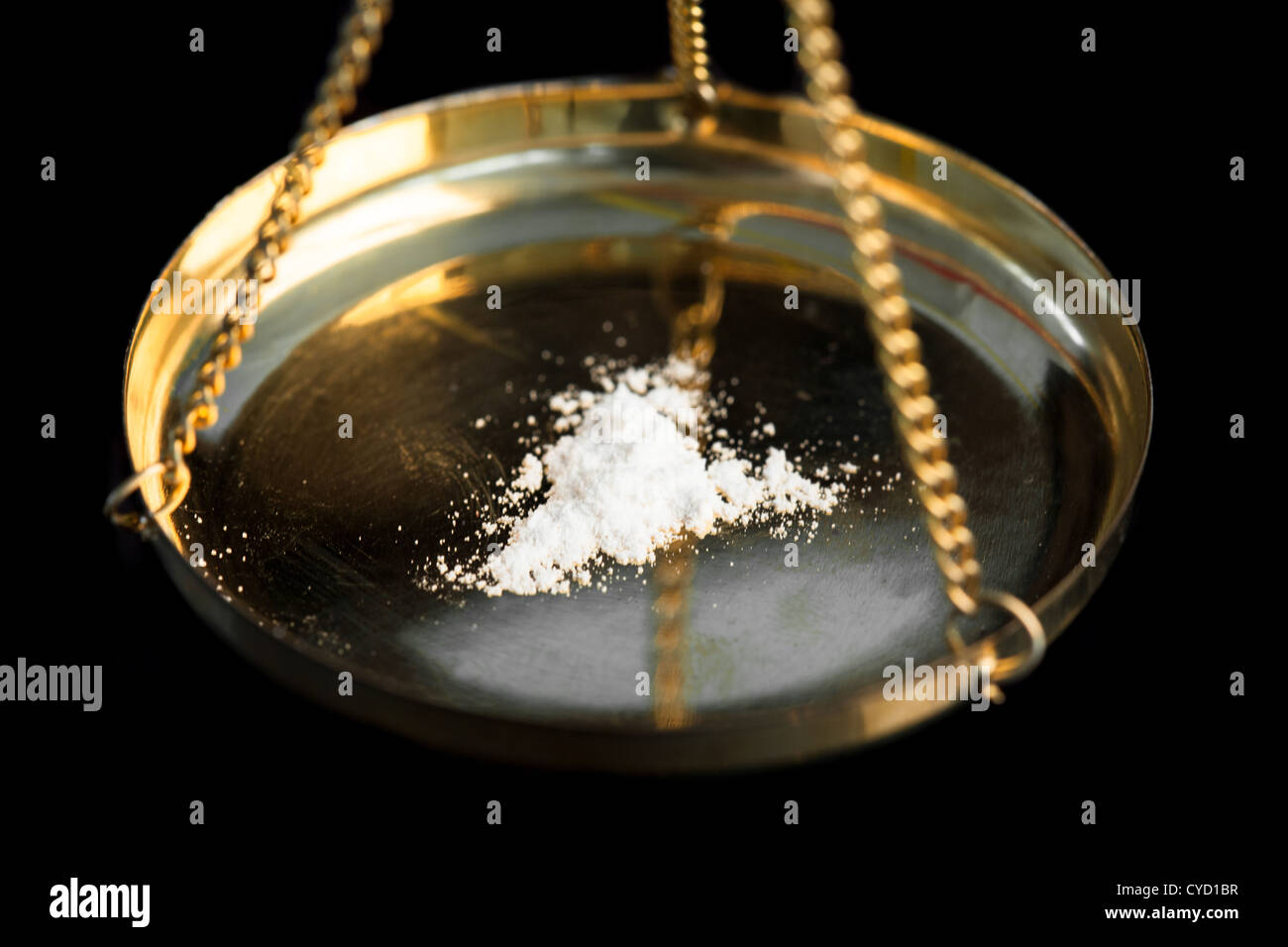 White substance illicite la pesée Banque D'Images