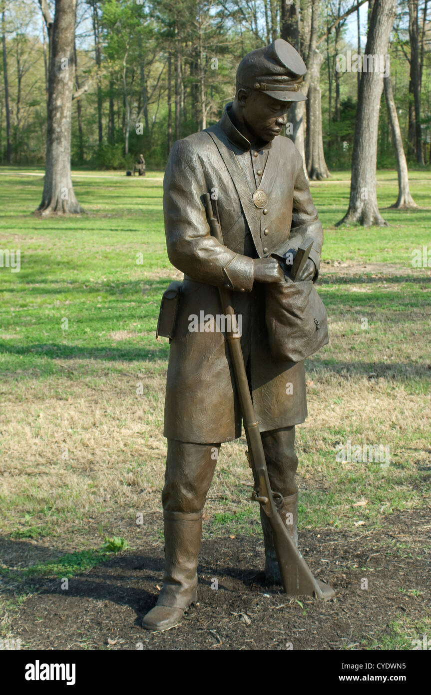Statue de l'esclave affranchi au 1er Régiment de couleur de l'Alabama à