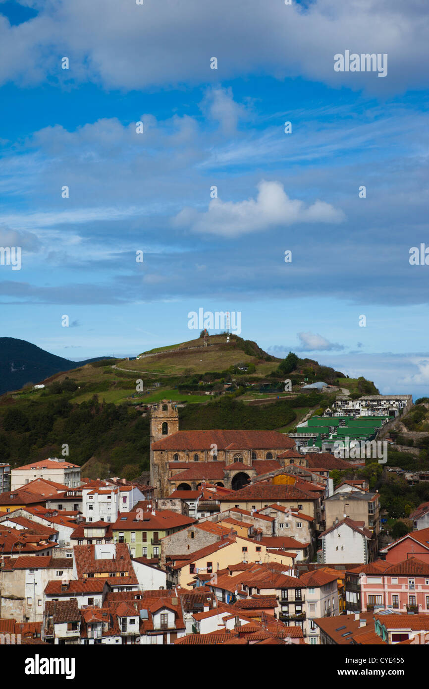 L'Espagne, Cantabria, Cantabria Région Province, Laredo, augmentation de la vue sur la vieille ville Banque D'Images