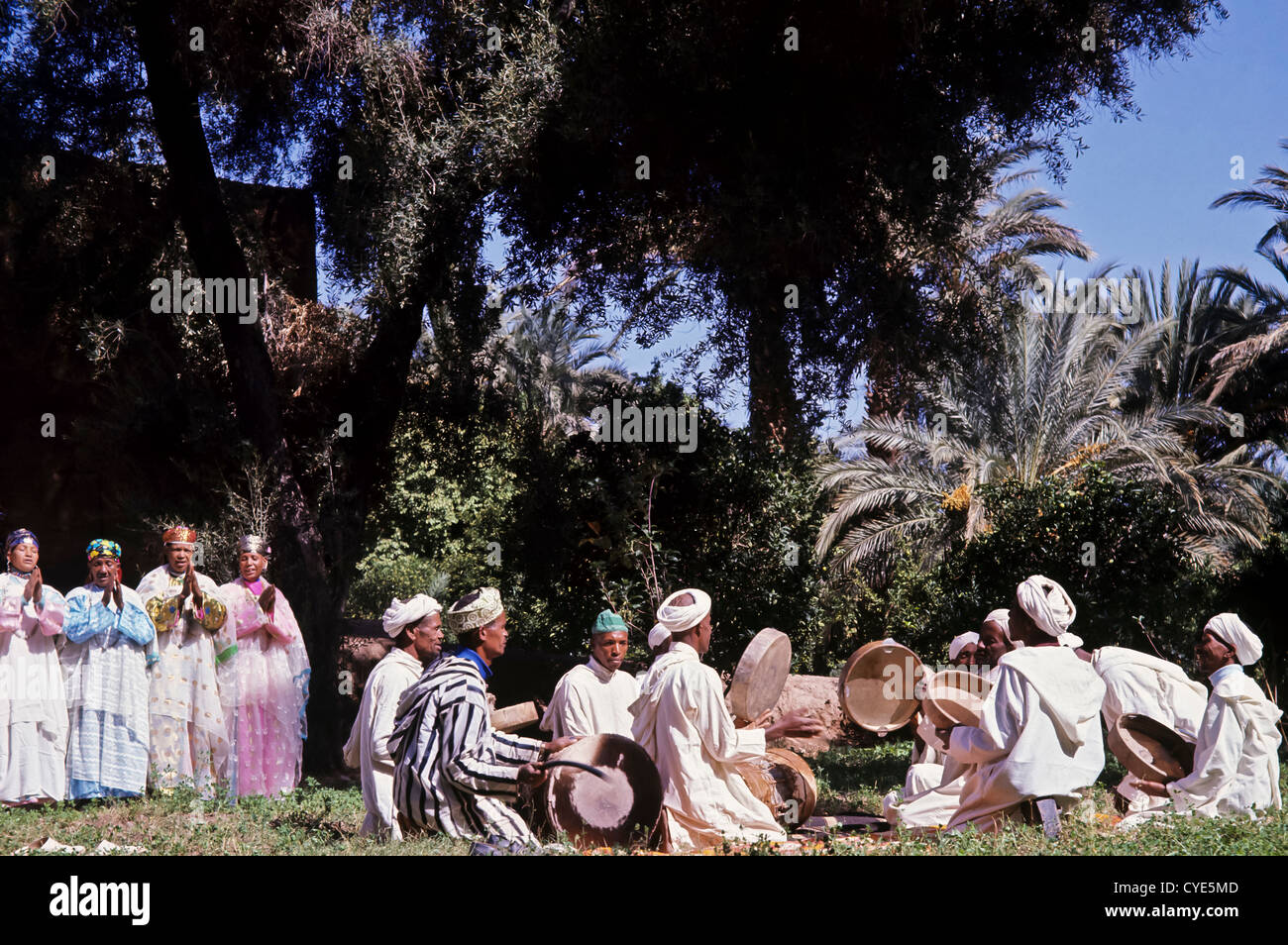 8296. Des années 1970, Archives de Diffa, Berbère, Maroc, vallée de récupération de l'Afrique du Nord Banque D'Images