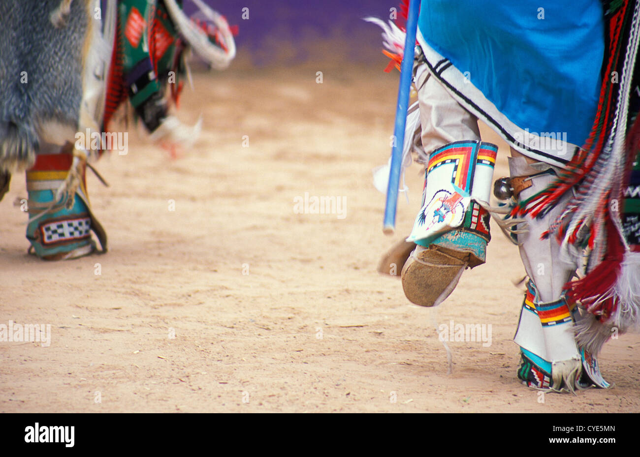 Les danseuses à la cérémonie annuelle de l'Indian intertribal, Gallap, Red Rock State Park, New Mexico, USA Banque D'Images