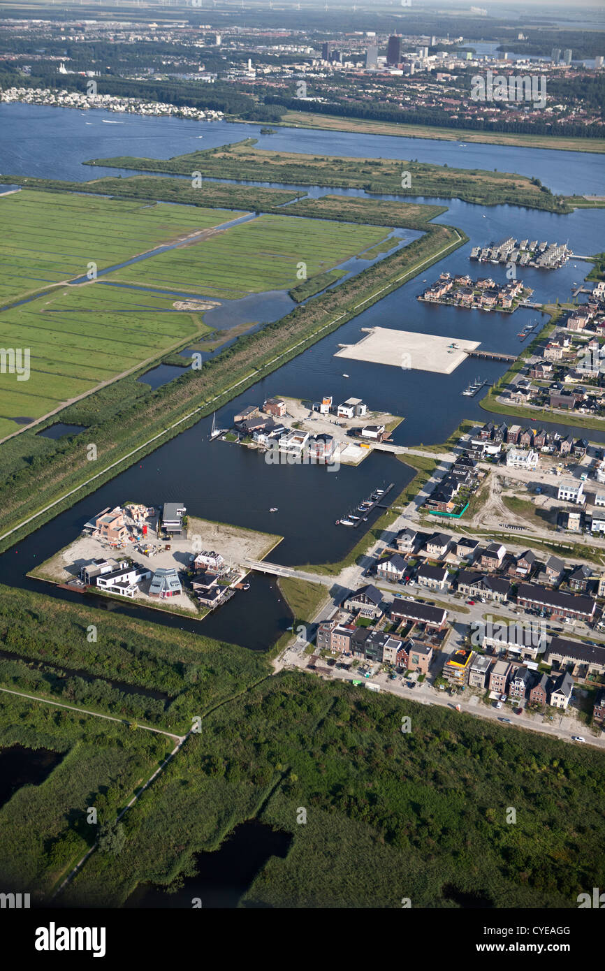 Les Pays-Bas, Almere, la construction résidentiel. Vue aérienne. Banque D'Images