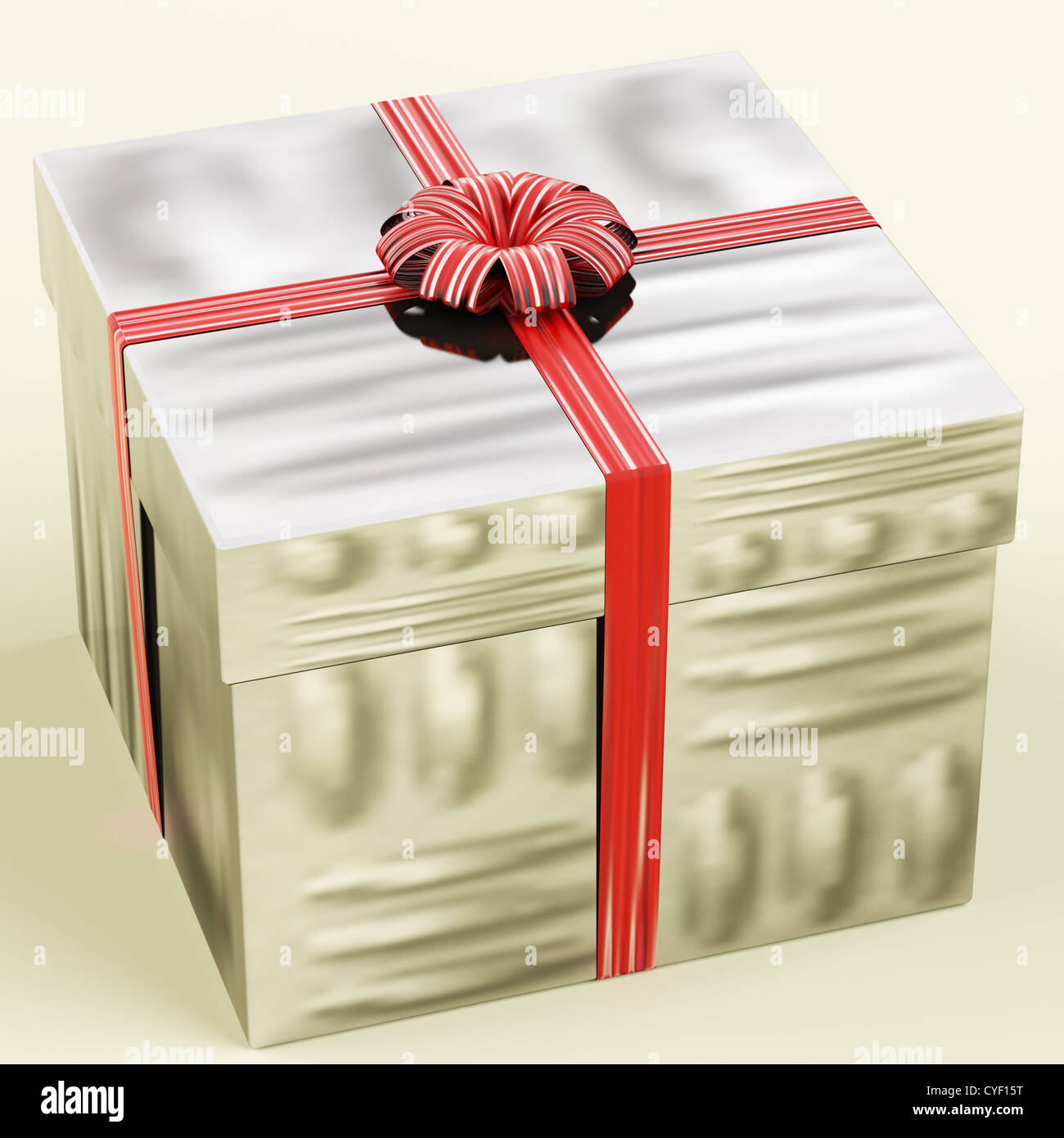 Boîte cadeau d'argent comme cadeau d'anniversaire pour les femmes Banque D'Images