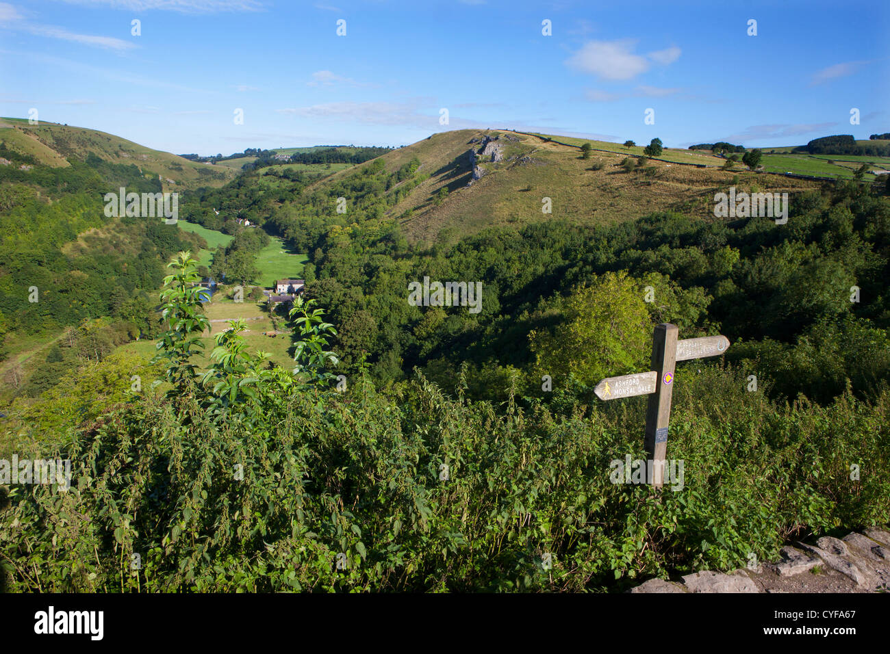 Monsall Dale dans le Derbyshire Peak District Banque D'Images