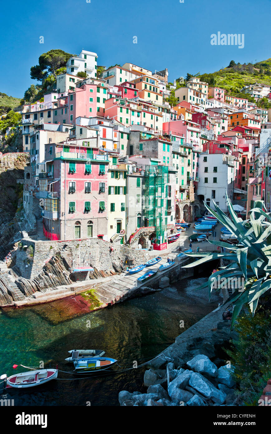 La station balnéaire italienne village de Riomaggiore dans les Cinque Terre Banque D'Images