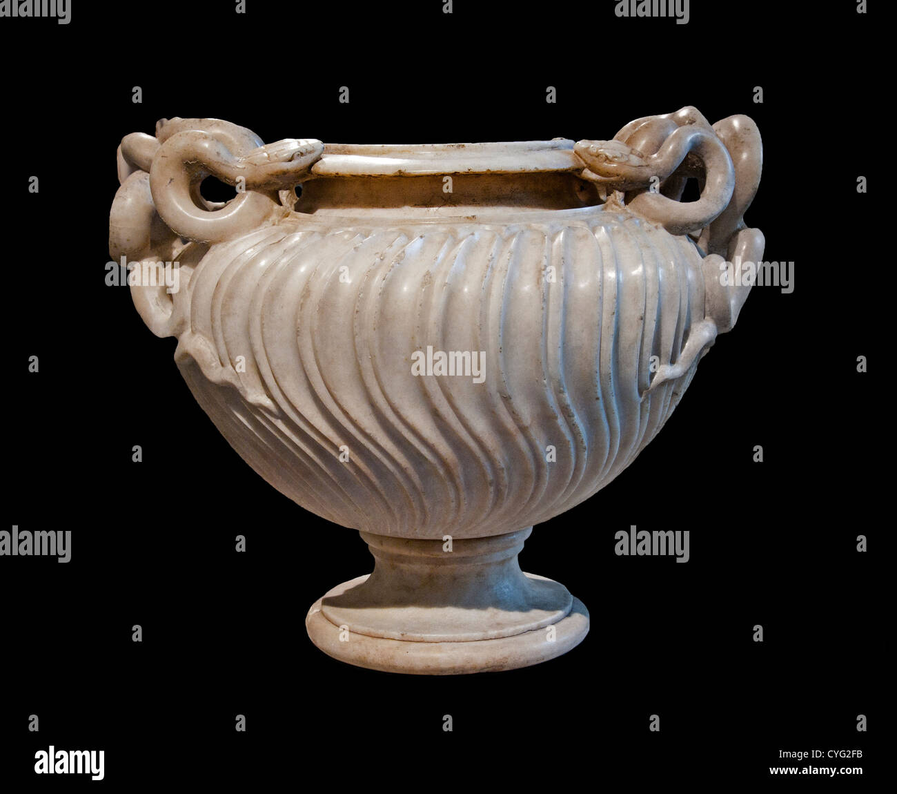 En strigilated avec poignées vase serpent Antonine 2e moitié du 2e siècle après J.-C. - 44 cm Italie Italien Banque D'Images