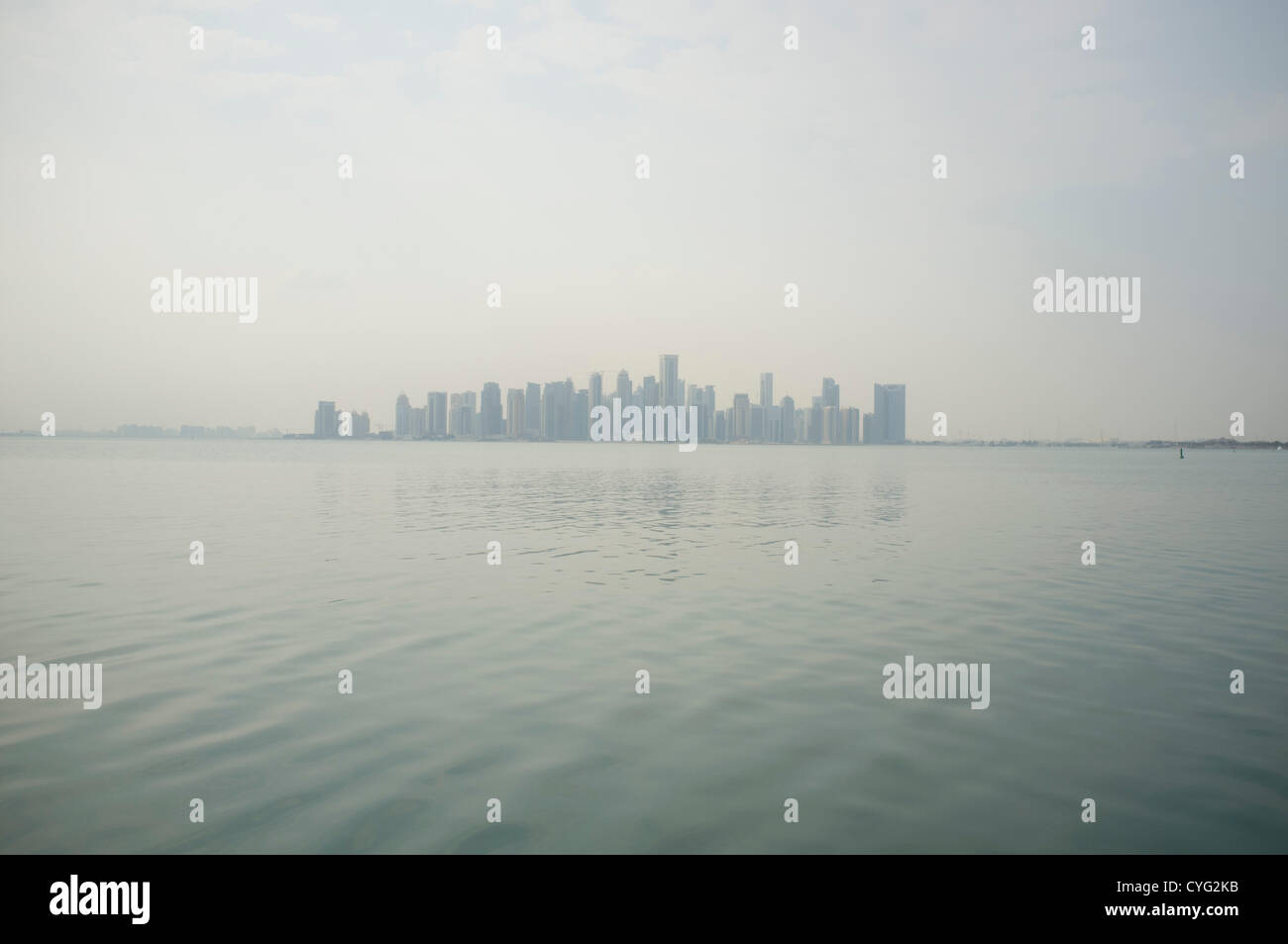4e novembre 2012. Doha Qatar. Les groupes de l'opposition syrienne se rassembler dans la capitale qatarie de Doha, afin de discuter de la manière de former un front uni contre plus le régime du président Assad de Syrie qui devrait ouvrir la voie à une conclusion à l'uprusing civile qui a débuté en mars 2011 Banque D'Images