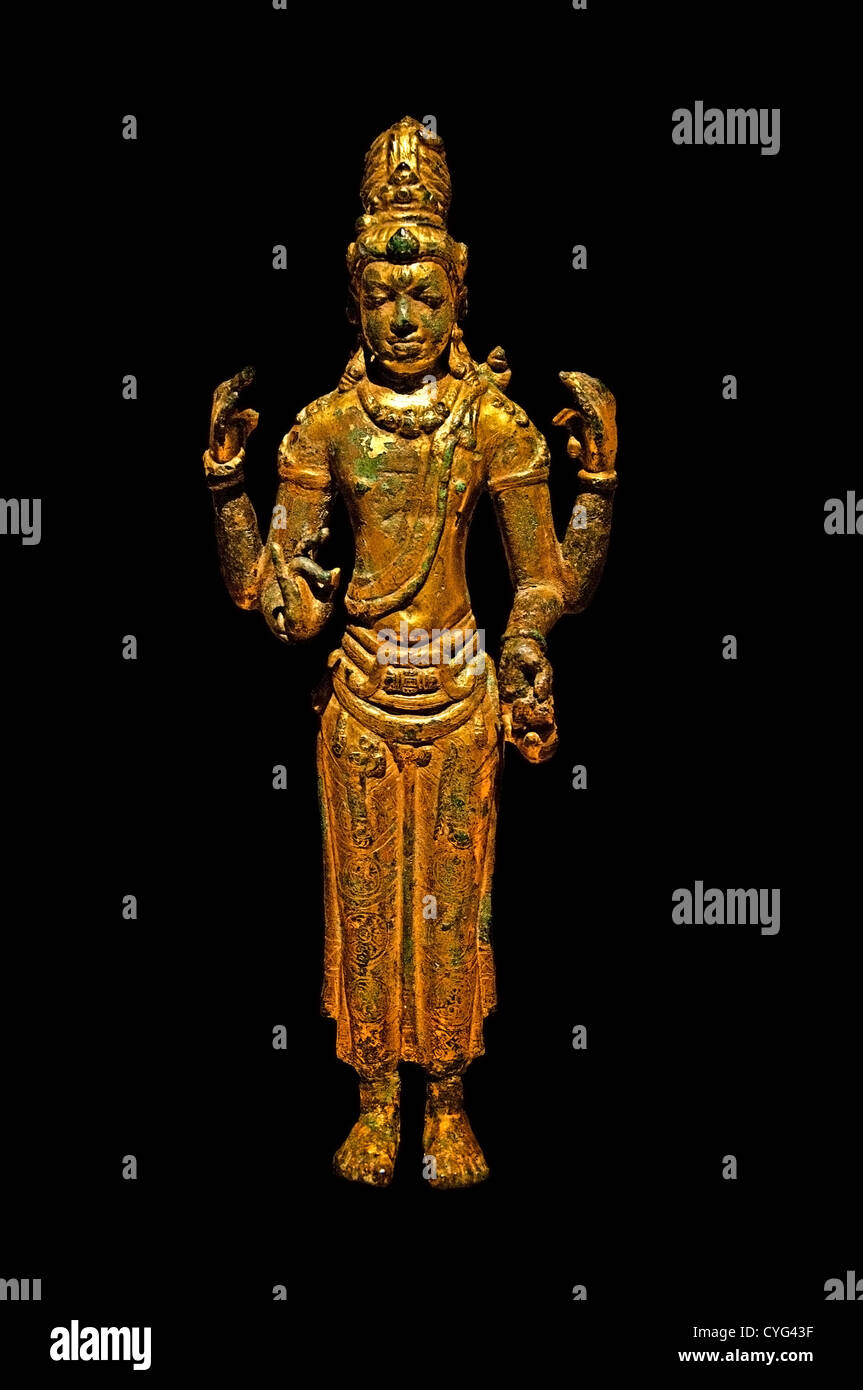 Four-Armed permanent Shiva 8e-9e siècle Indonésie Sculpture en bronze doré 30 cm Banque D'Images