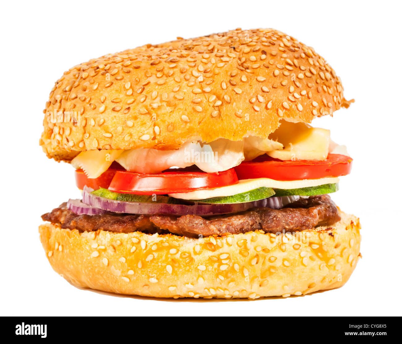 Tasty burger aux légumes isolated on white Banque D'Images