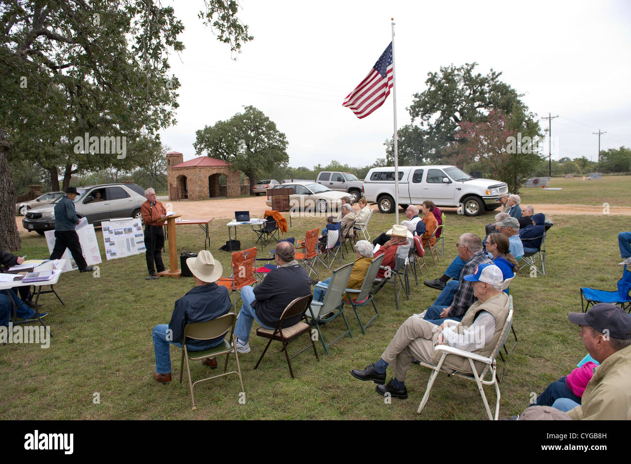 Réunion annuelle du Bluffton (Texas) en association cimetière rural Llano Comté du Texas central. Banque D'Images