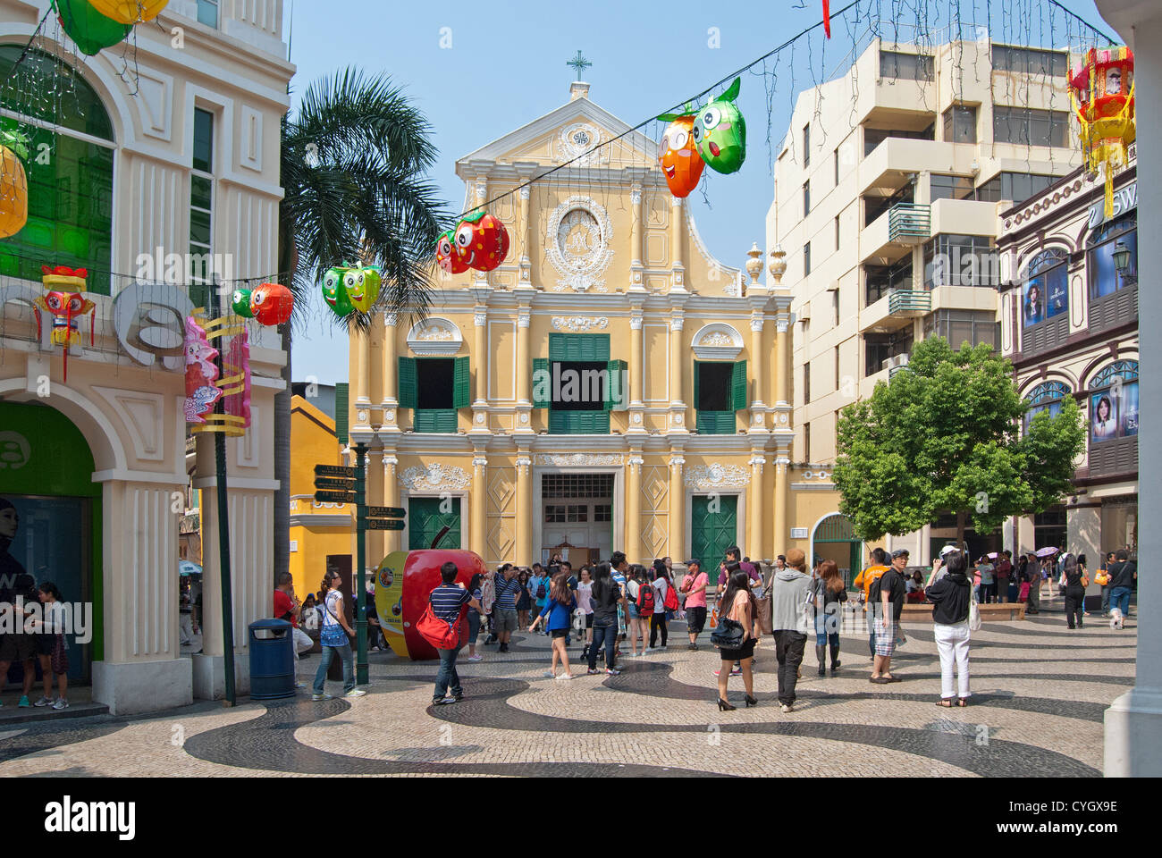 L'église San Domingo avec Mid-Autumn Festival décorations, Macau Banque D'Images