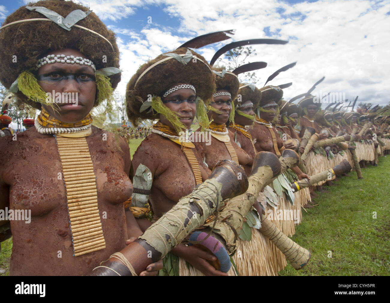 Suli Muli Tribu de femmes Enga lors d'une cérémonie de Sing Sing, Mount Hagen, western highlands, Paua Guinée Banque D'Images