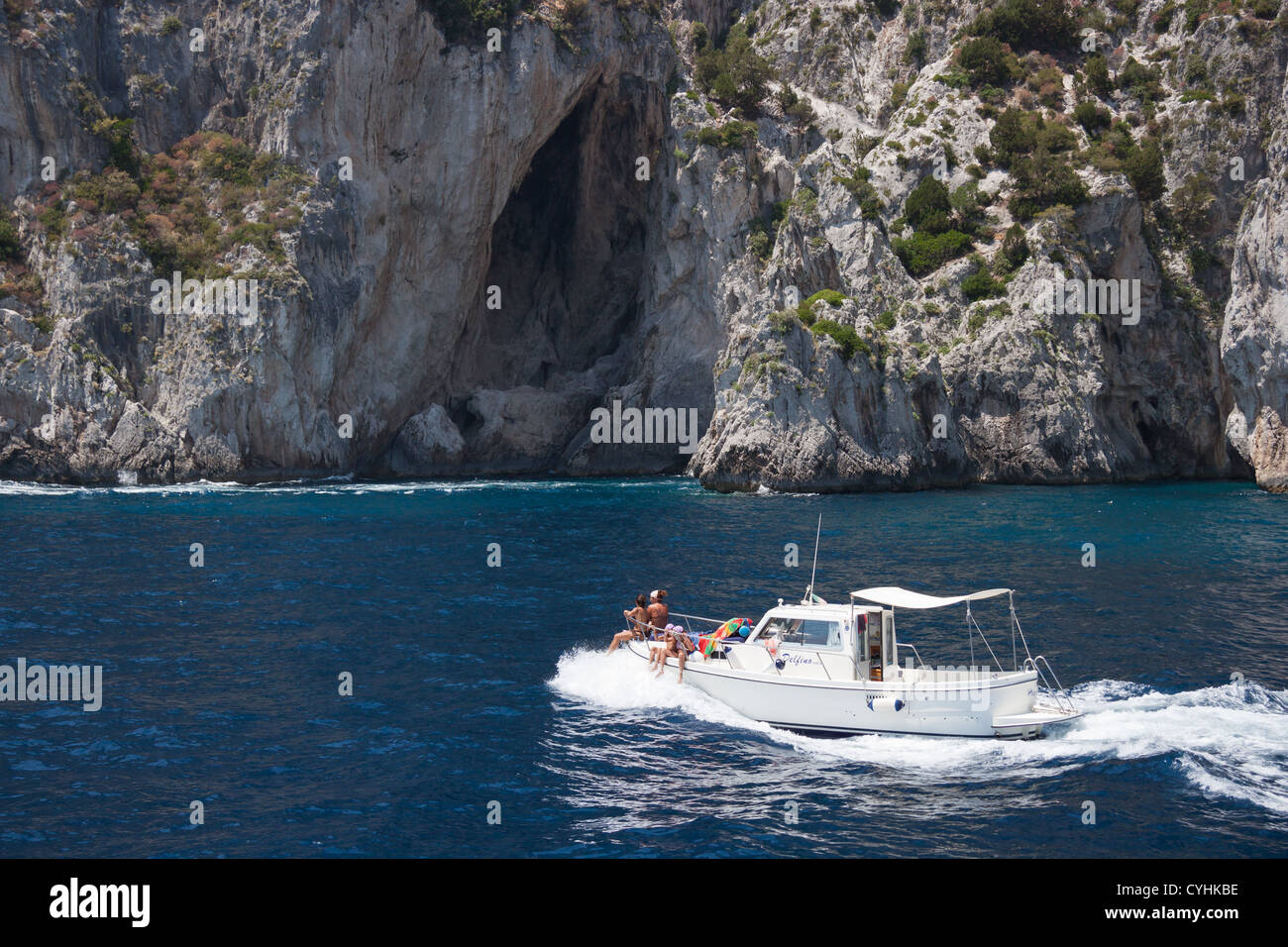 Grottes sur la côte de Capri Banque D'Images
