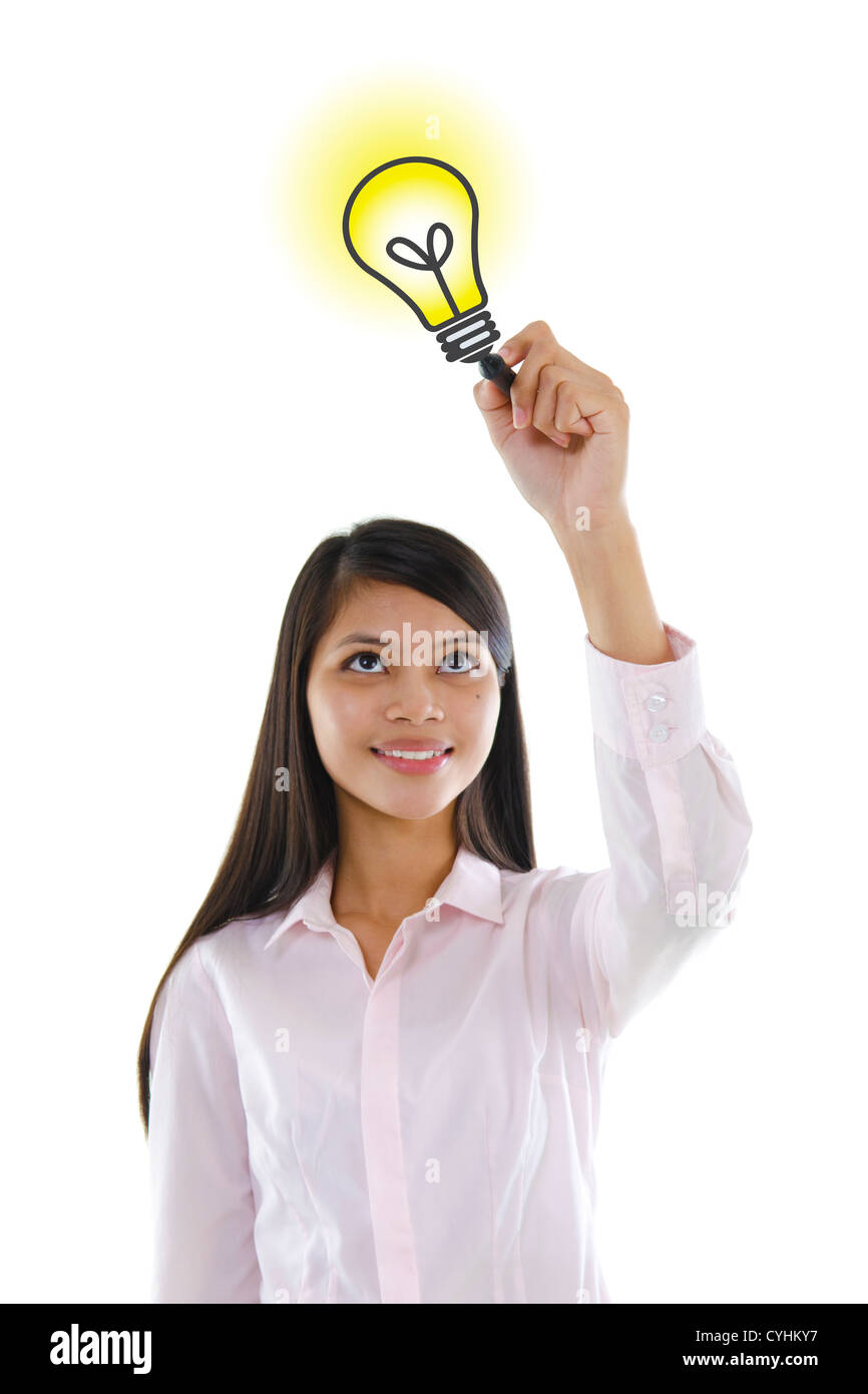 Femme Asiatique la main avec un stylo ampoule dessin idée. Banque D'Images