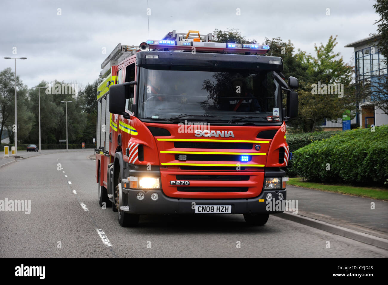 Une brigade d'incendie de moteur de pompiers de Pontypridd, dans le sud du Pays de Galles UK Banque D'Images