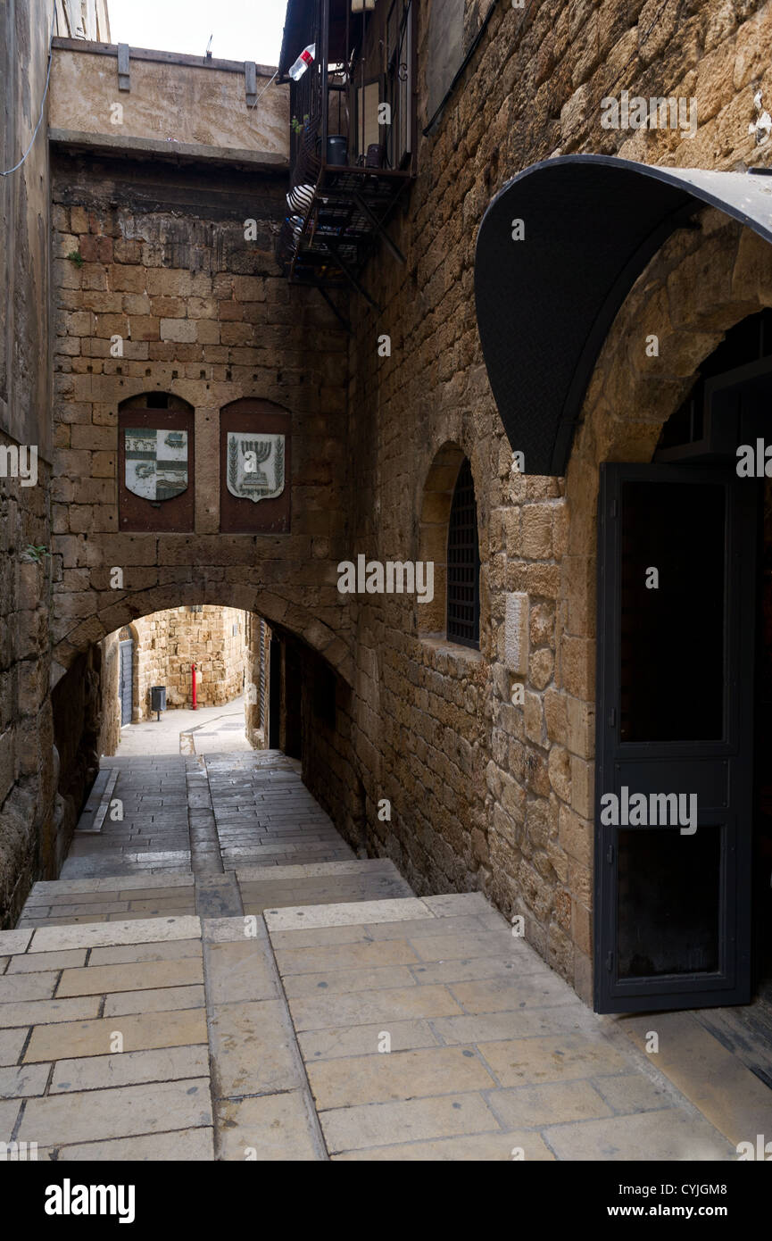 Les image de Vertical Old street dans la partie historique d'Akko, Israël Banque D'Images