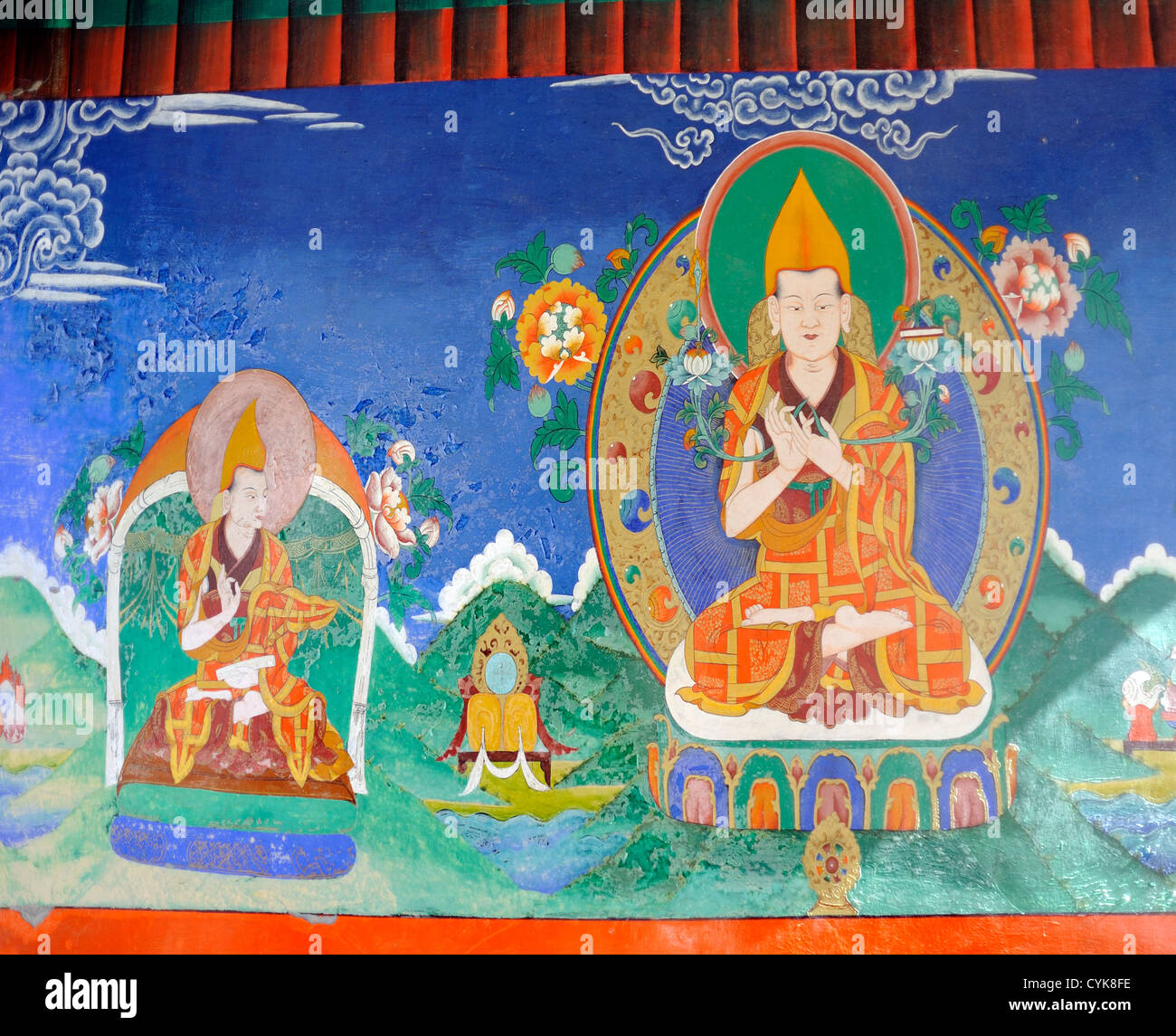 La peinture murale de Tsongkhapa, le fondateur de l'école Gelugpa, les chapeaux jaunes. Tikse Gompa, Monastère, Tikse, Tiksey, Banque D'Images