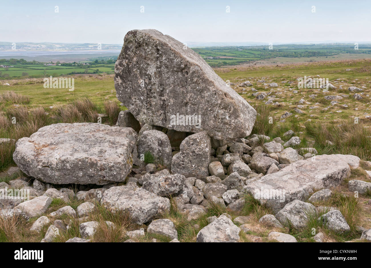 Pays de Galles, la péninsule de Gower, Cefn Bryn, Arthur's Stone, sépulture néolithique tombe date de 2500 Portail de la Colombie-Britannique. Banque D'Images