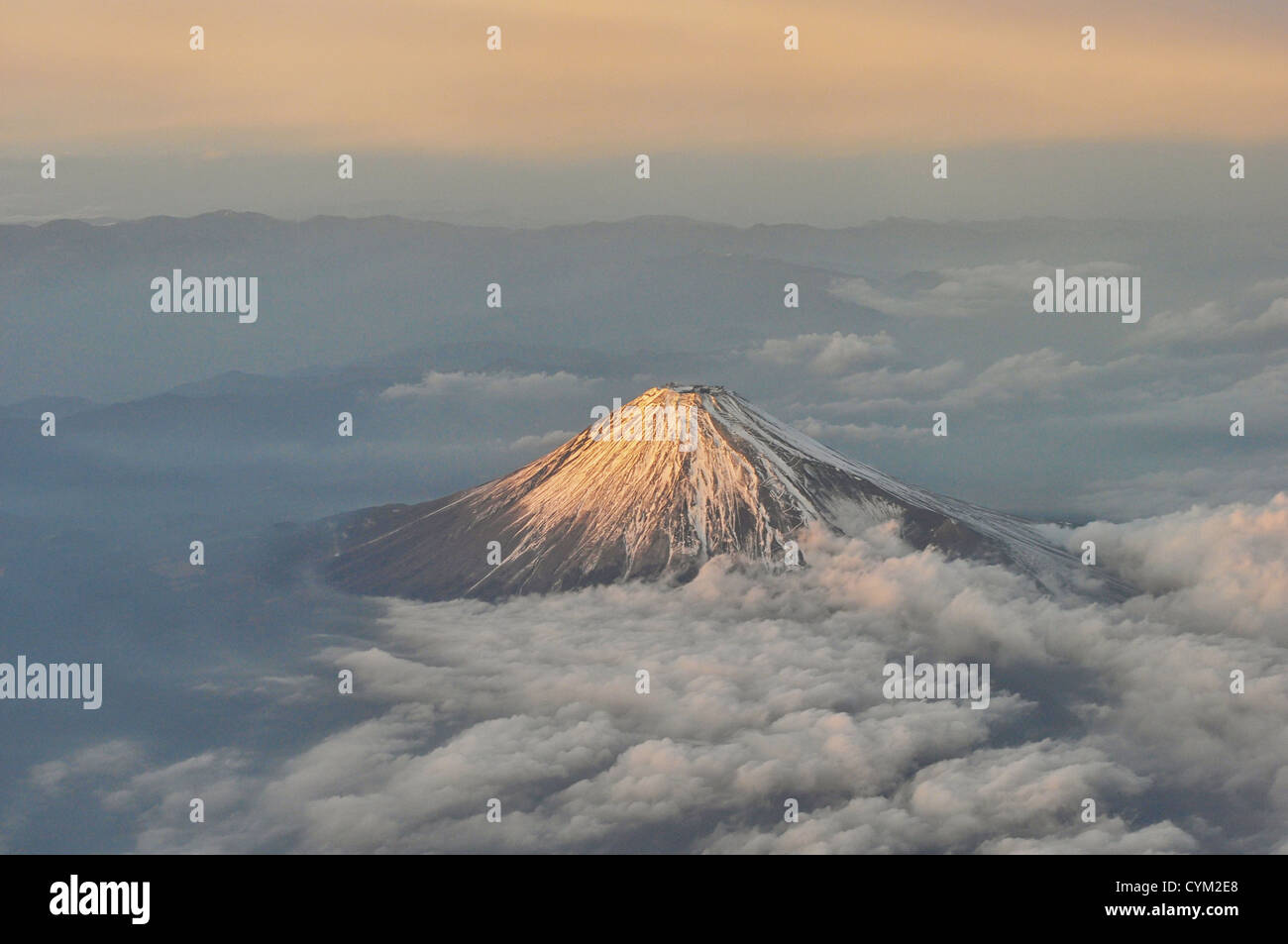 Le Mont Fuji, la plus haute montagne du Japon. Banque D'Images