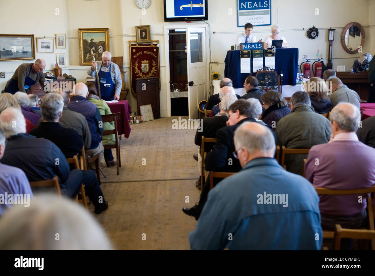 Les encanteurs Neals en vente aux enchères en cours, Woodbridge, Suffolk, Angleterre Banque D'Images