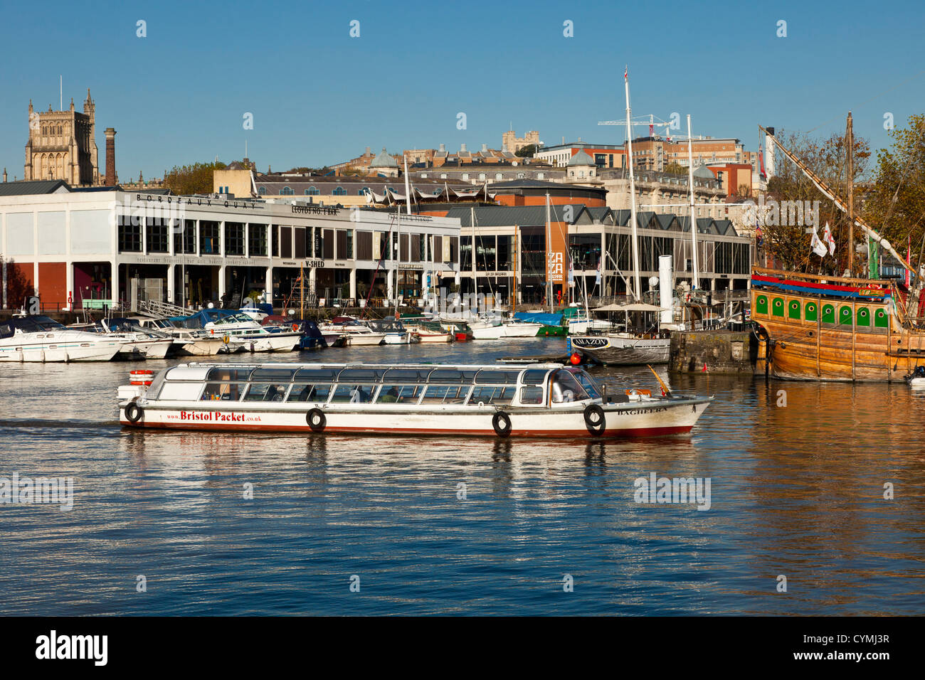 Tête de verre 'paquet' bristol excursions en bateau autour de la ville de Bristol dock. Banque D'Images