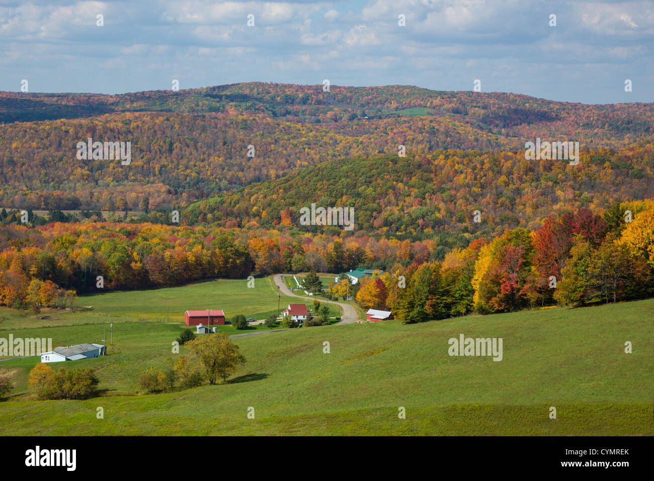 Valley dans l'ouest de l'État de New York à pic de la couleur de l'automne saison Banque D'Images