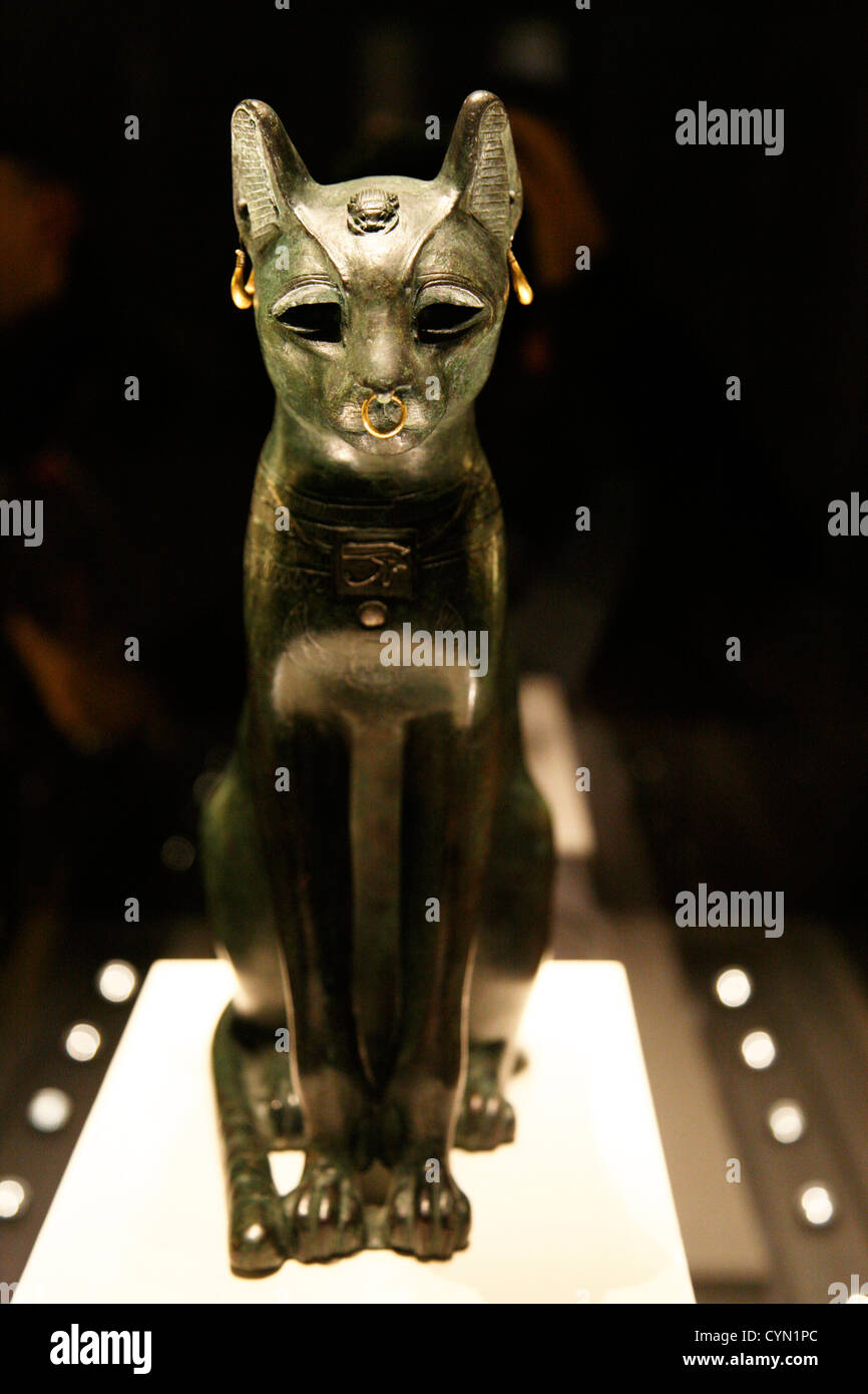 La sculpture de l'Egypte ancienne d'un chat Banque D'Images