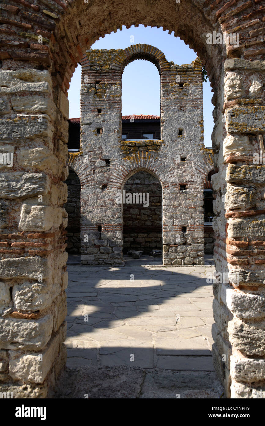 Site du patrimoine de l'UNESCO, l'église de hl.Sophia (ancienne église métropolitaine), de la mer Noire, NESSEBAR, Bulgarie, Europe Banque D'Images