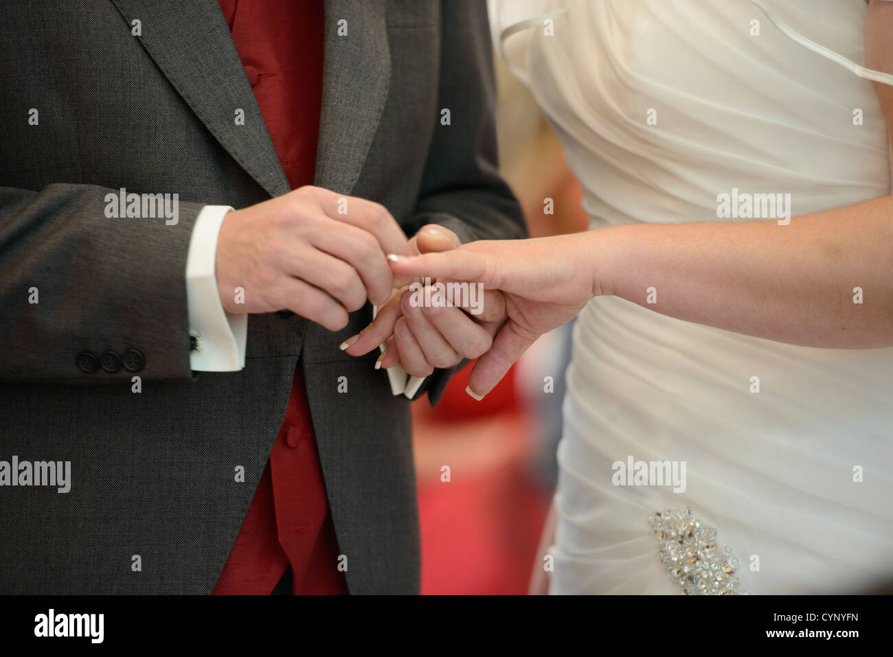 L'échange d'anneaux de mariage Banque D'Images