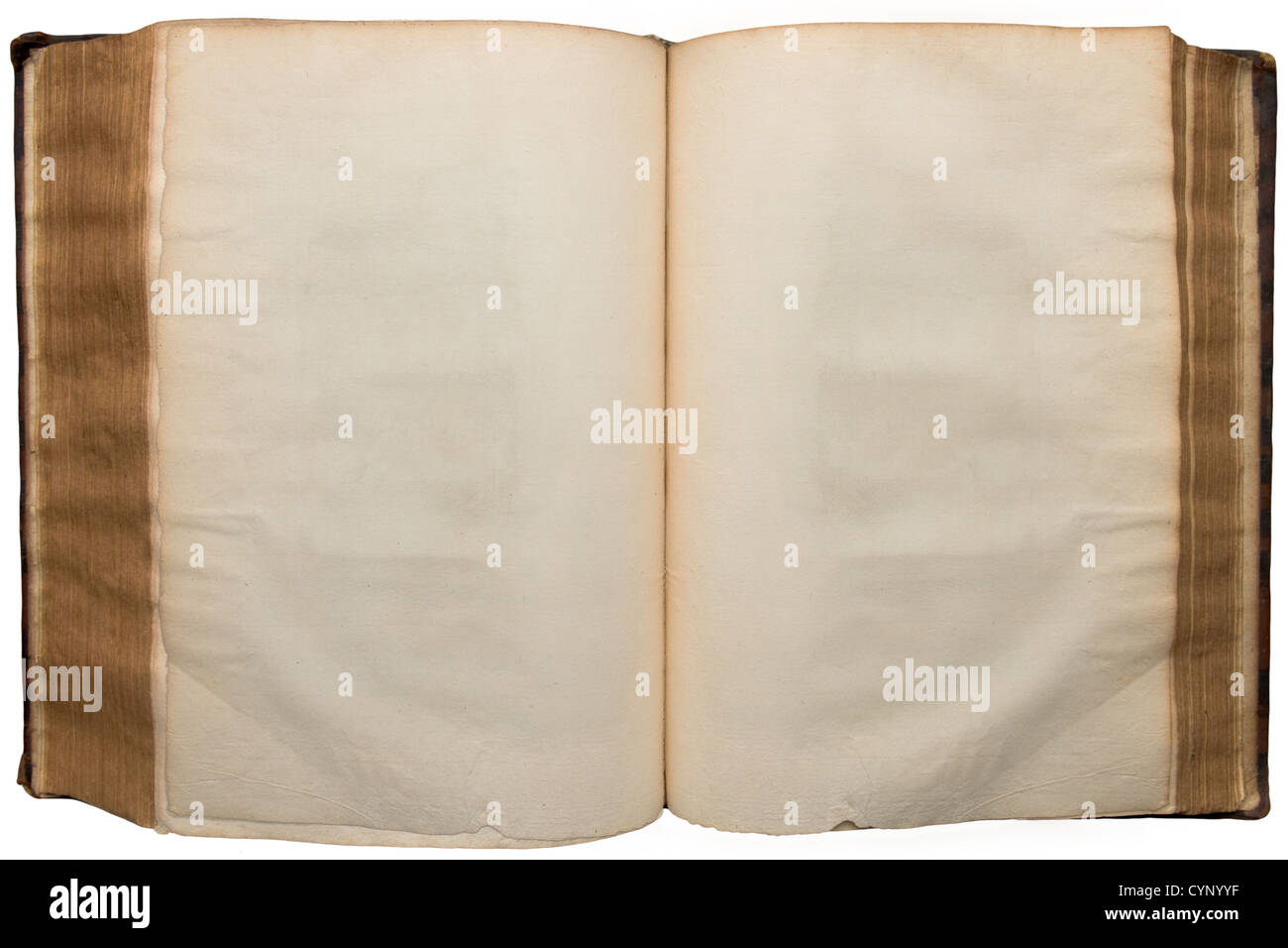 Livre très ancien ouvert sur fond blanc, pur feuilles vides Banque D'Images