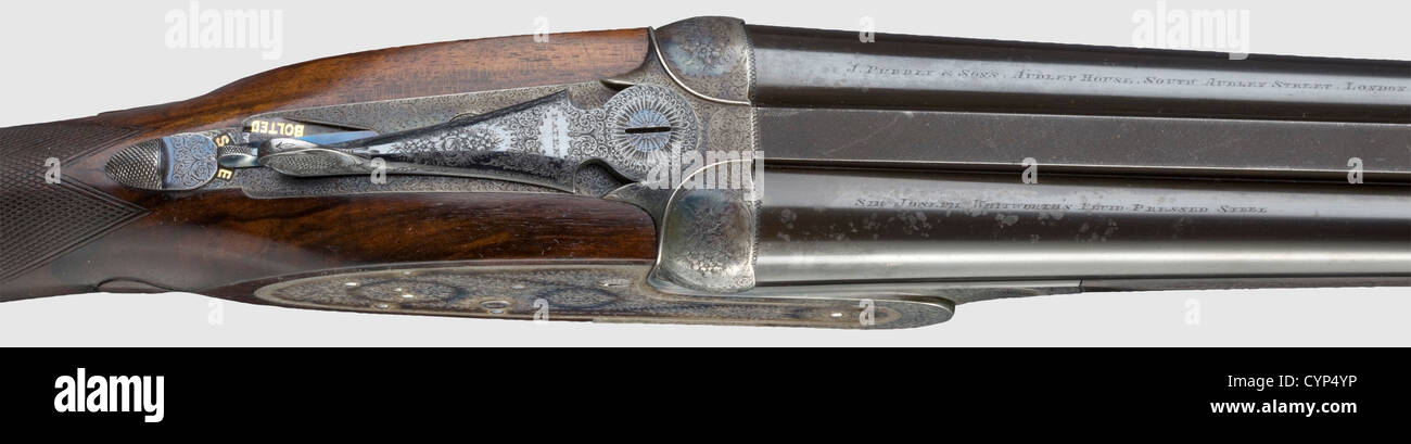 A Mauser C 96 Bolo 'French Gendarme' avec support détachable, Cal.7.63 mm, no.433110.numéros correspondants.alésage symétrique.corps avec un museau renforcé inhabituel sous la base de la vue avant.marque d'épreuve double couronne/'U'.vue arrière tangente graduée 50 - 500.Grand cadre avec corps Bolo court.adresse standard sur la chambre et sur le côté droit du corps d'origine.finition sans aucun doute minimale frame.Complete,almost Marques sur le corps, le corps du corps et à l'arrière de la poignée.Petites pièces entièrement bleutées.marteau et boîtier gris gravé.Noir,panneaux de préhension en caoutchouc dur monogrammé.Orig,droits supplémentaires-Clearences-non disponible Banque D'Images