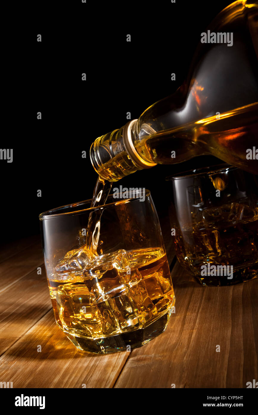 Whiskey on the rocks. Banque D'Images