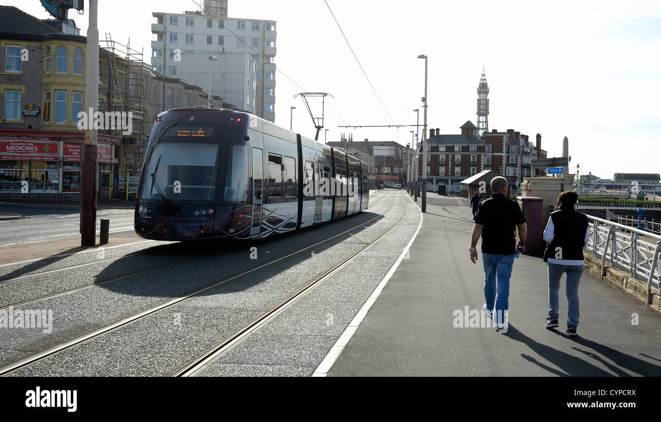 Tramway BOMBARDIER FLEXITY 2 blackpool lancashire uk Banque D'Images