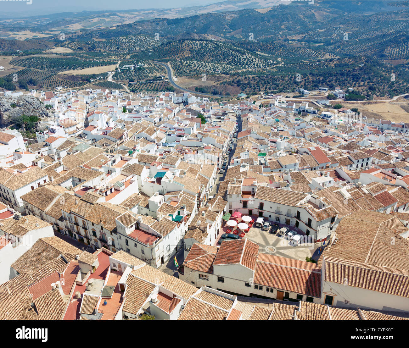 Olvera est un village blanc (pueblo blanco) dans la province de Cádiz, Andalousie, espagne. Banque D'Images