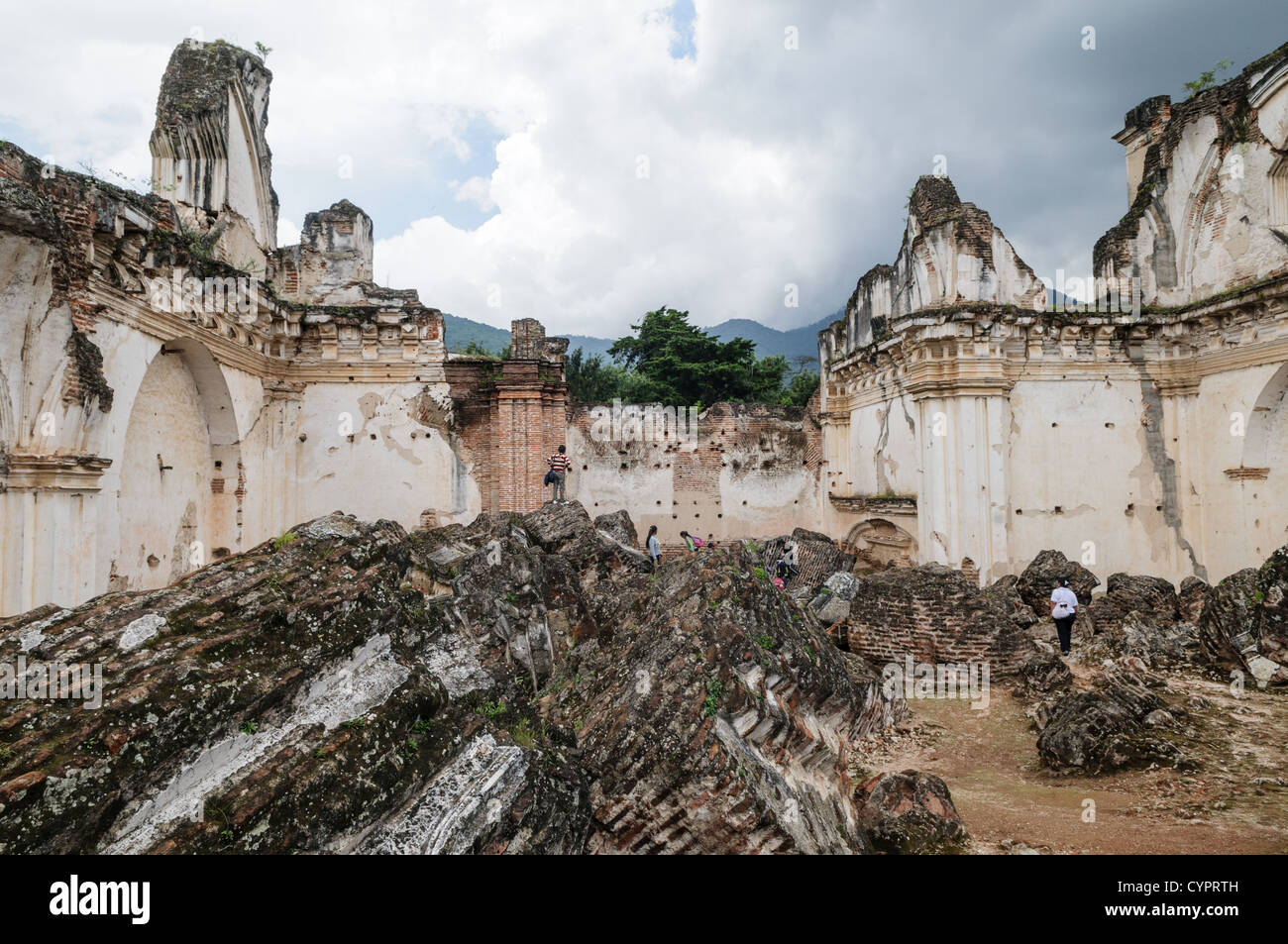 Iglesia y Convento de la Recolección Ruins Antigua Guatemala // ANTIGUA GUATEMALA, Guatemala — ruines de l'Iglesia y Convento de la Recolección à Antigua, Guatemala. L'église a été détruite par le tremblement de terre de 1773. Banque D'Images