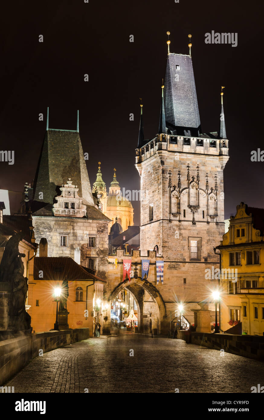 La tour de Mala Strana et Judith Tour, marquer la fin du Pont Charles (l'un des symboles de Prague) pour le trimestre avec la Banque D'Images