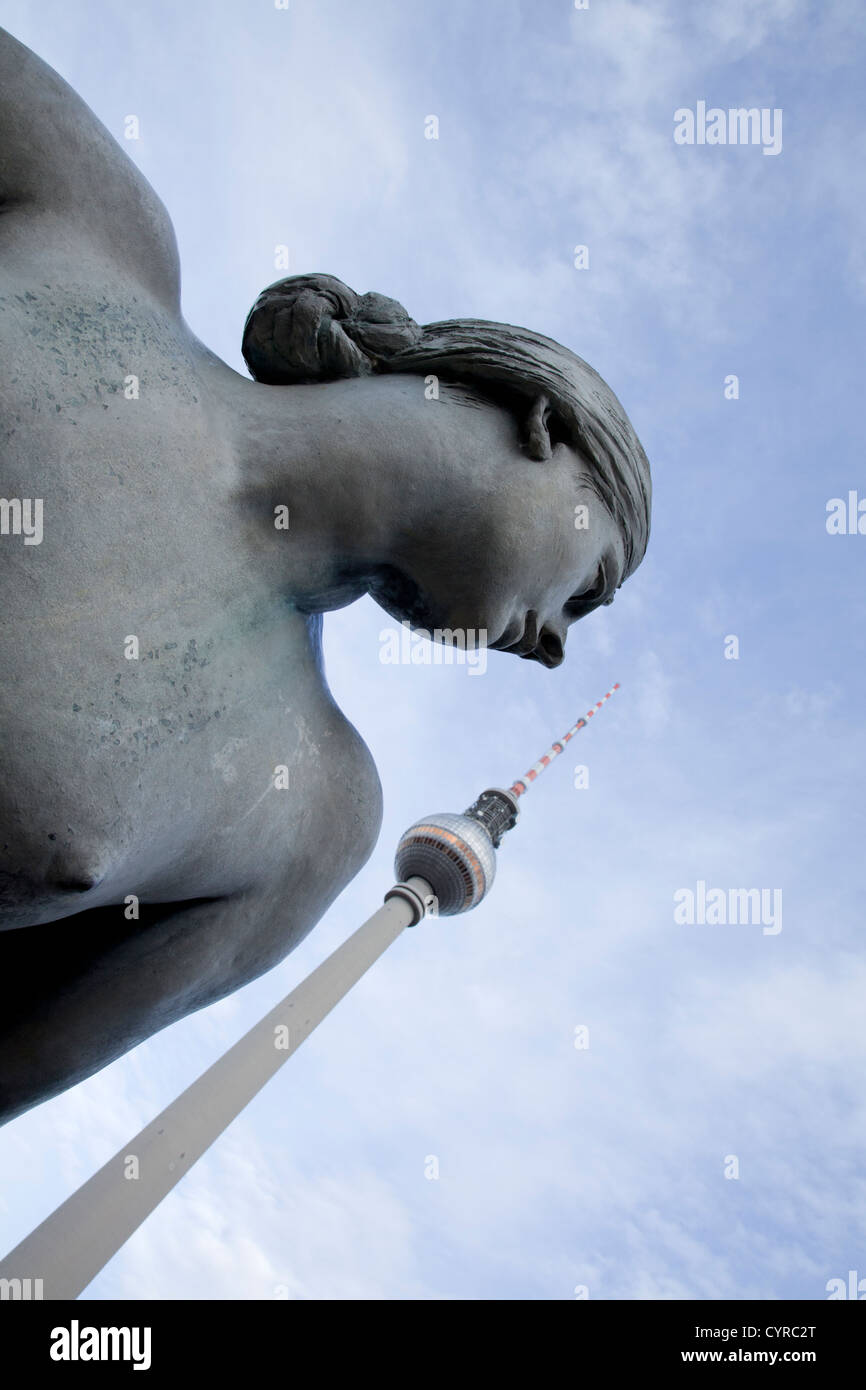 La tour de télévision, Berlin, Fernsehturm Banque D'Images