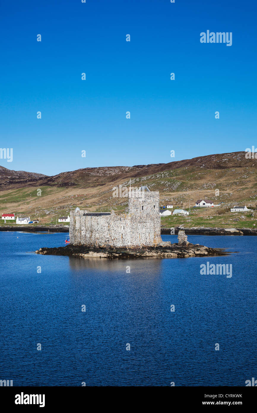 Kisimul Château vu depuis le ferry depuis Oban, Barra, Hébrides extérieures, en Écosse Banque D'Images