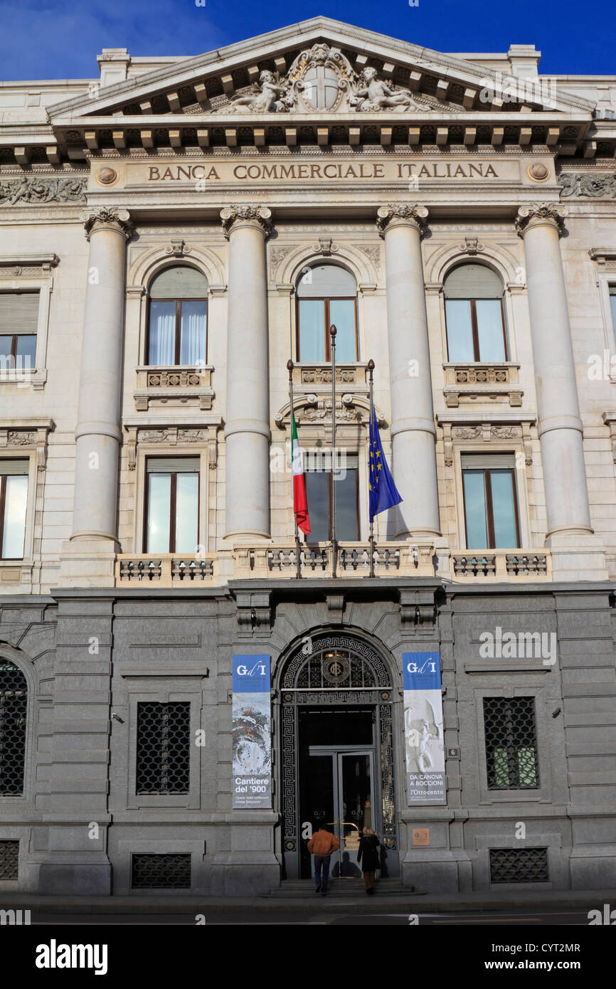 La Gallerie d'Italia dans la Piazza della Scala, Milan, Italie, Europe. Banque D'Images