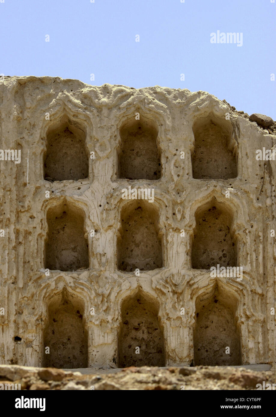 Vestiges de la façade de maison sculptée, de moka, au Yémen Banque D'Images