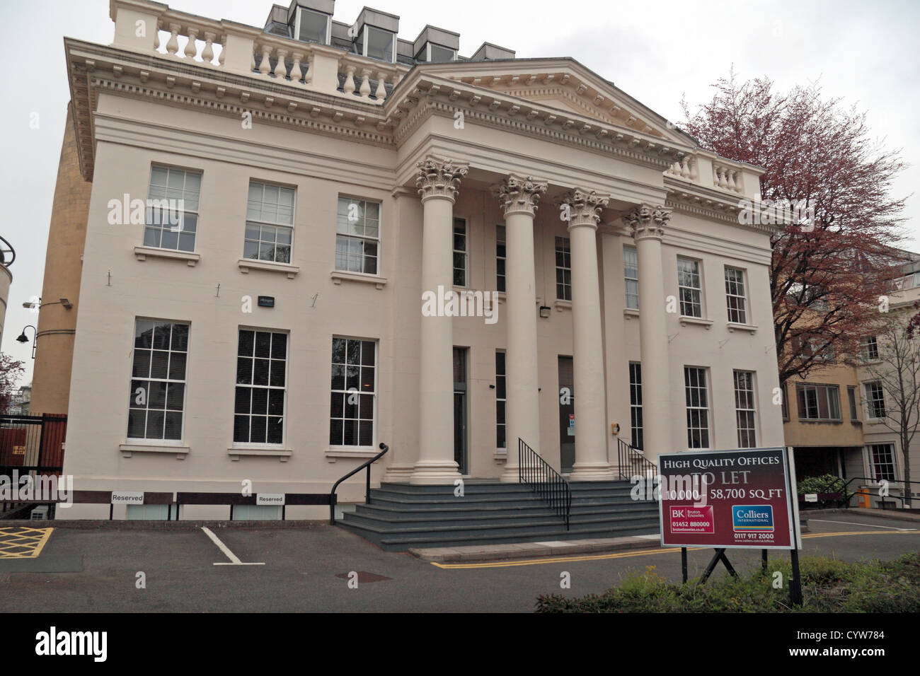 St Georges chambre un bureau vide (ex-Kraft Food bureaux) pour laisser à Cheltenham, Gloucestershire, Angleterre. Banque D'Images