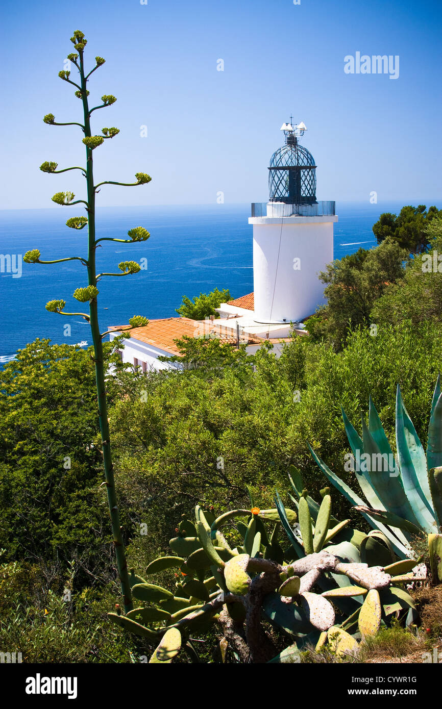 Le phare de Sant Sebastià. Costa Brava. Baix Empordà. Province de Gérone. Catalunya / la Catalogne. L'Espagne. Banque D'Images